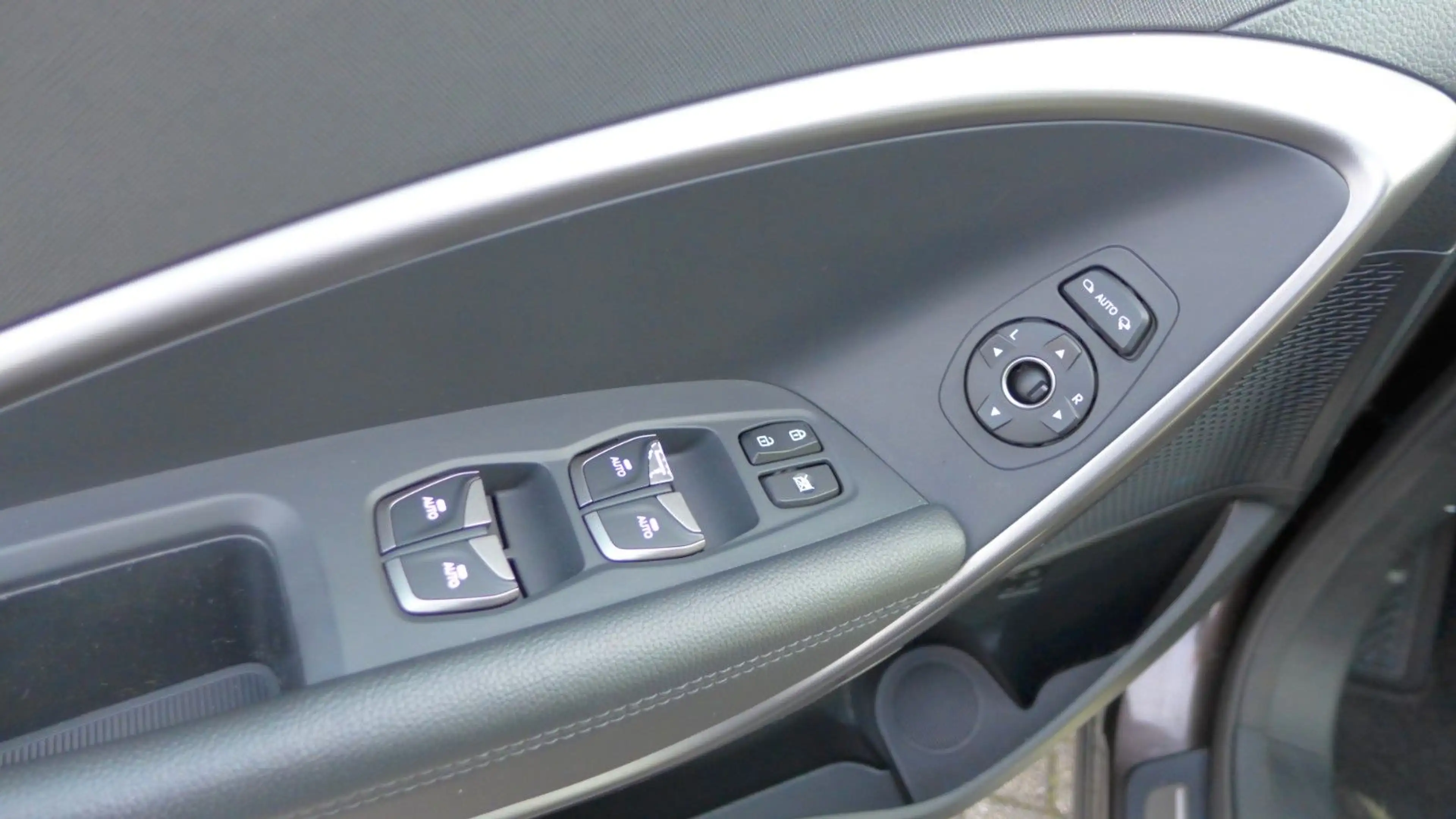Hyundai SANTA FE blue Style 4WD AUT-NAVI-XENON-LEDER-RÜC