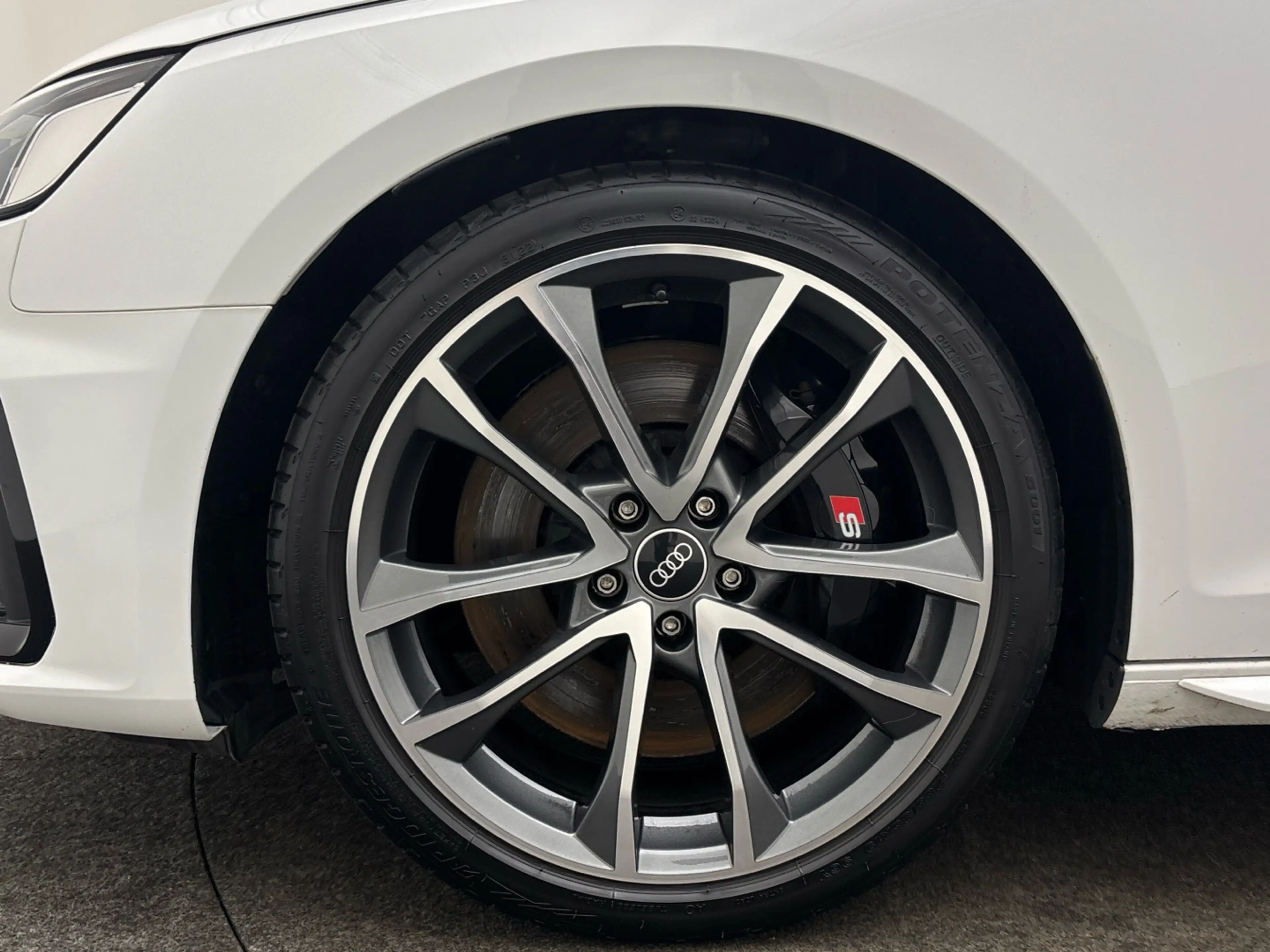 Audi S4 Avant 3.0 TDI quattro MMI LED B&O — photo 7