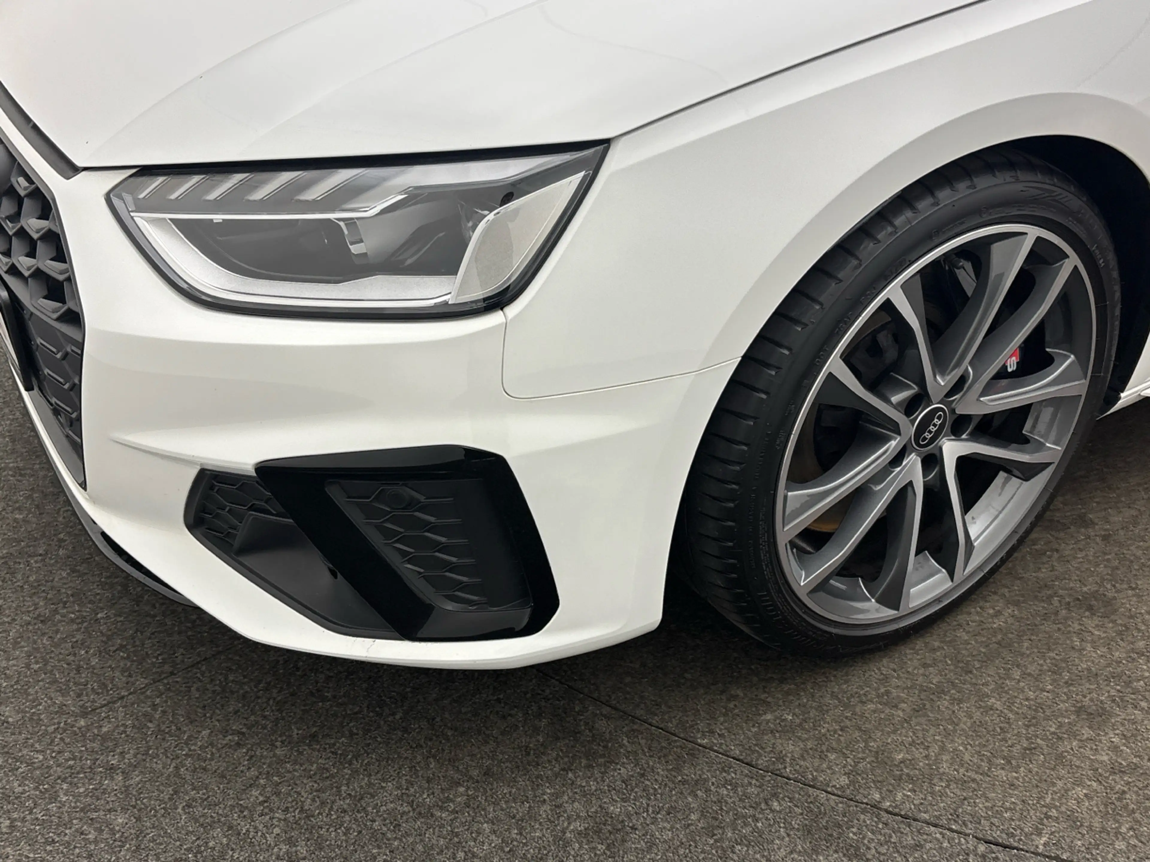 Audi S4 Avant 3.0 TDI quattro MMI LED B&O — photo 6