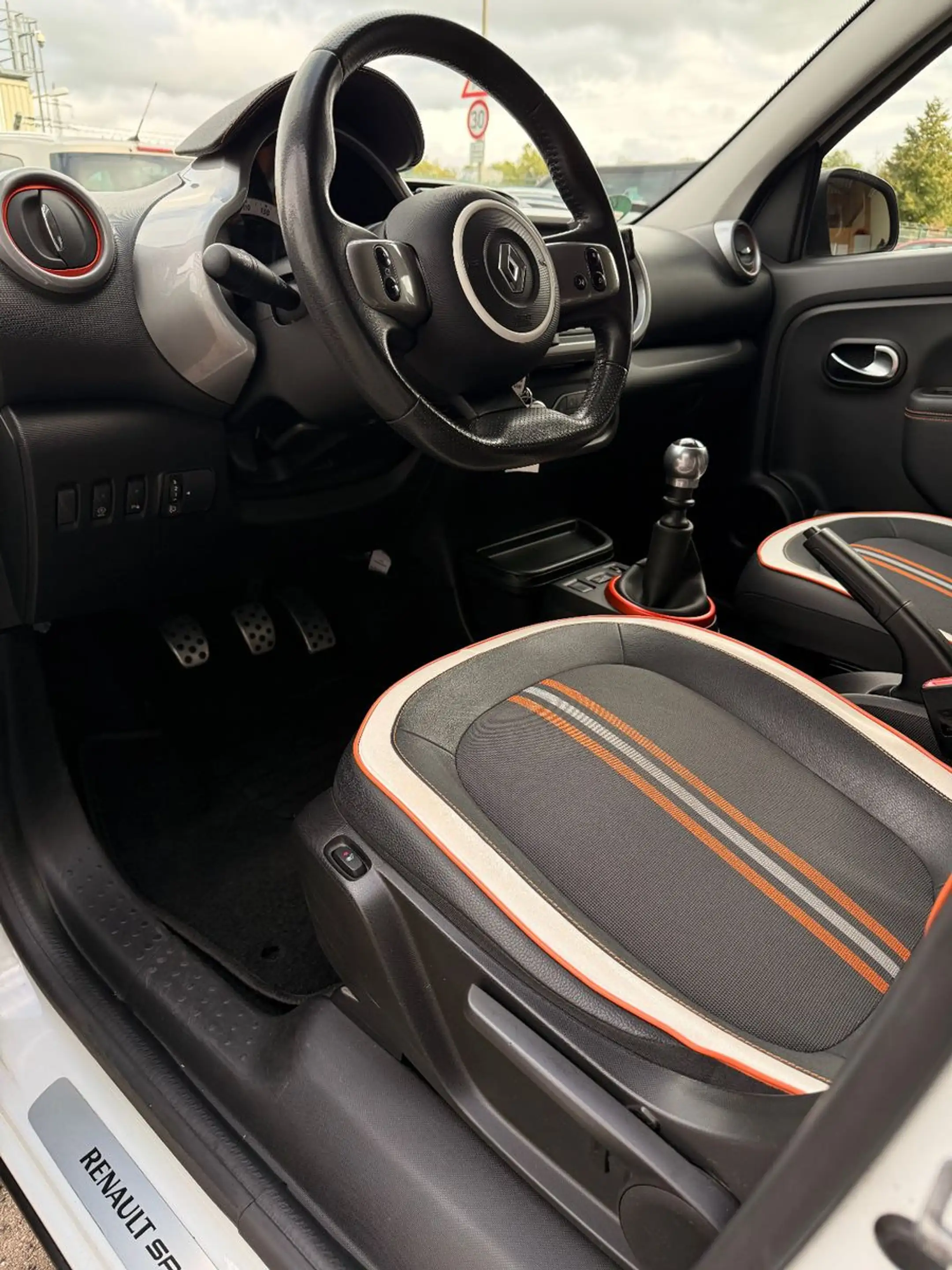 Renault Twingo ENERGY 110 GT/Sitzhz./Klimaaut./PDC Hin./ — photo 13