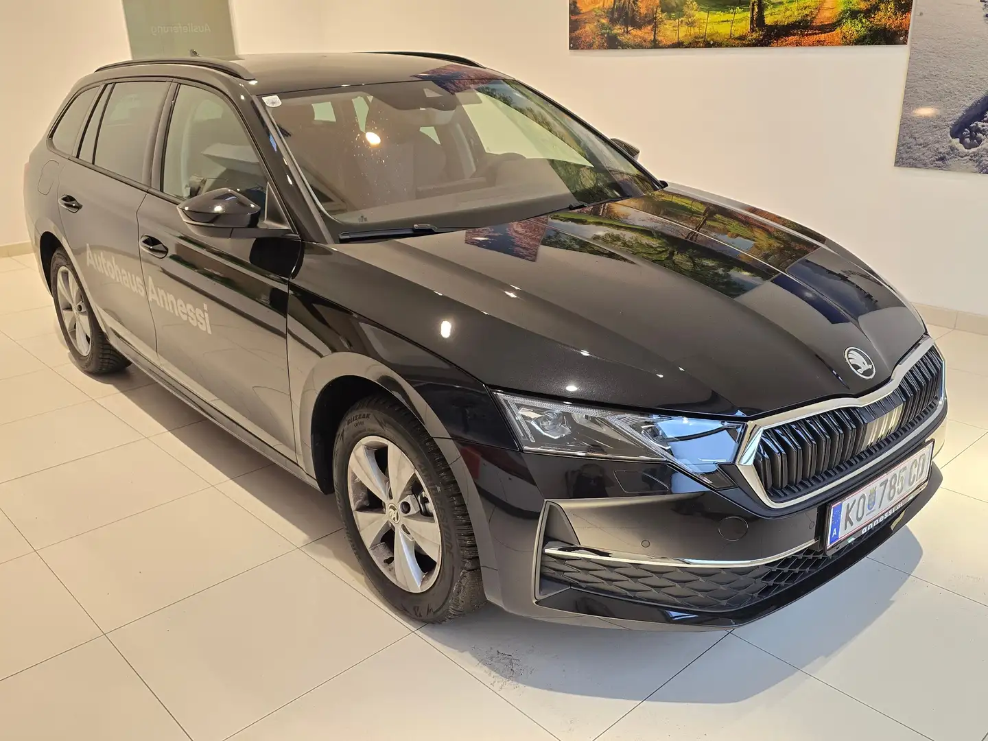 Skoda Octavia 2.0 TDI 110 kW Selection Schwarz - 1