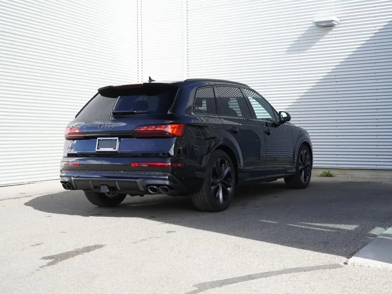 Audi SQ7 снимка Audi SQ7