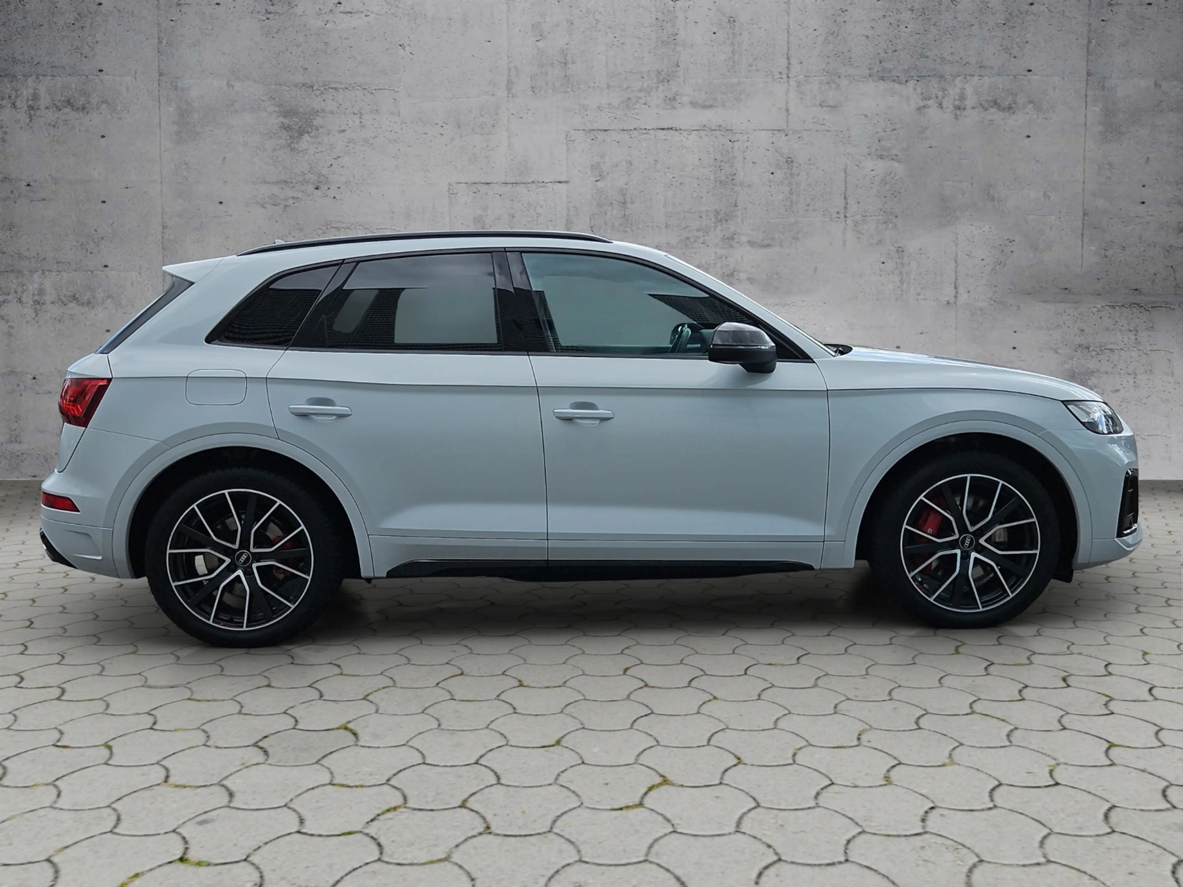 Audi SQ5 3.0 TDI quattro AHK/PANO/MATRIX — photo 4