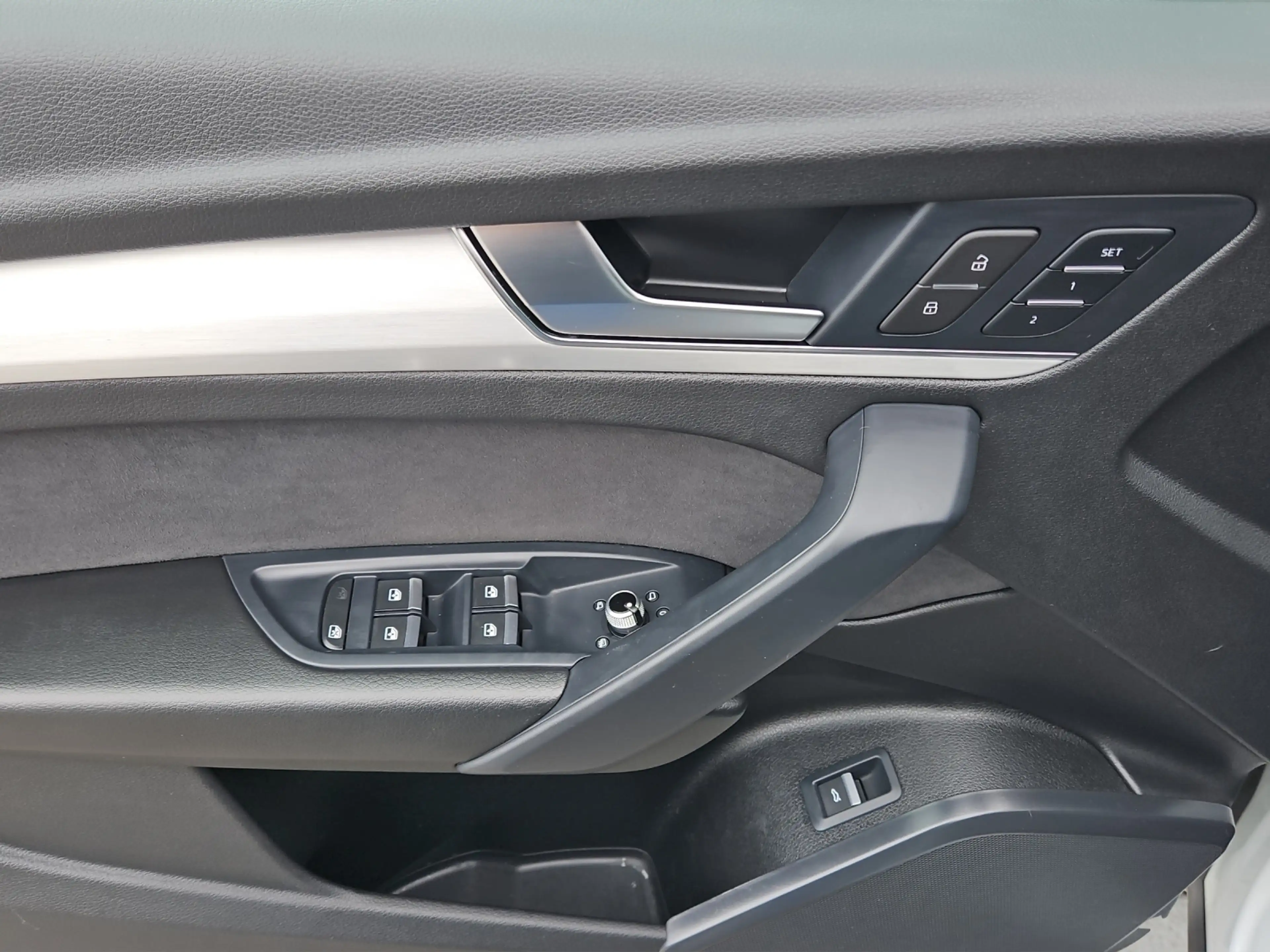 Audi SQ5 3.0 TDI quattro AHK/PANO/MATRIX — photo 7
