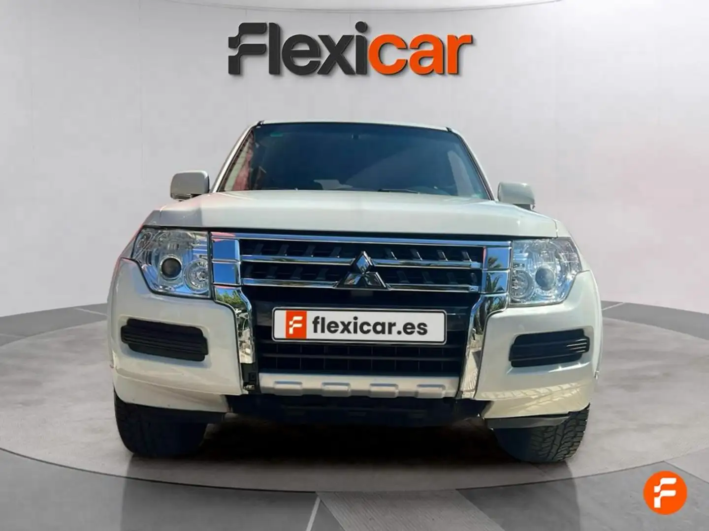 Mitsubishi Montero 3.2 DI-D Kaiteki Auto Жовтий - 2