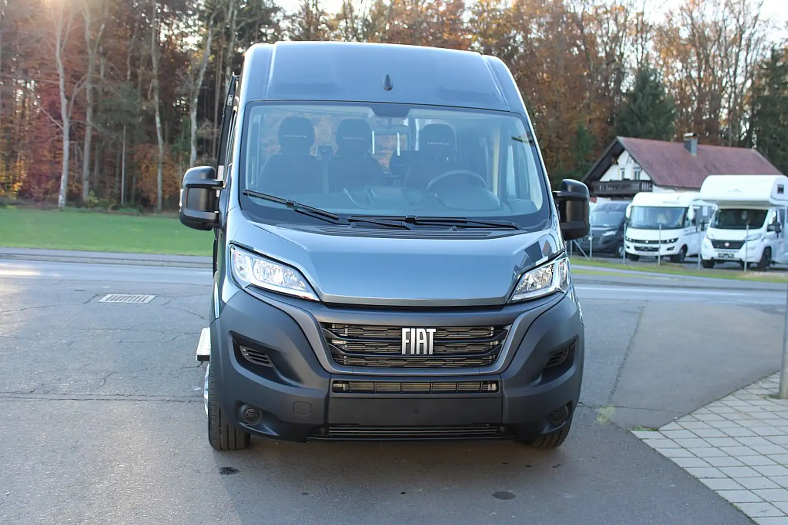 Fiat Ducato 33 L2H2 140 Kombi Grau - 2