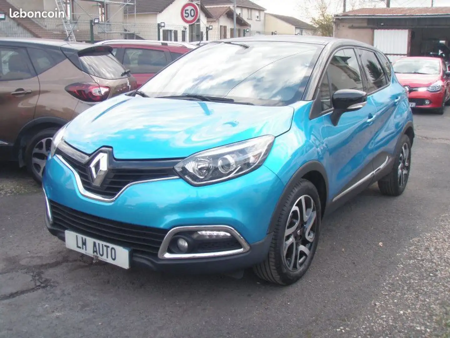 Renault Captur 1.2 TCE 120 INTENS E6 EDC Zwart - 1