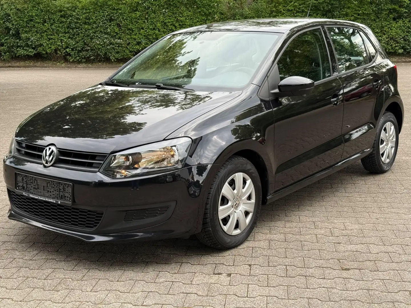 Volkswagen Polo V 1.2 Trendline*KLIMA*TÜV/ASU NEU*1.HAND* Fekete - 1