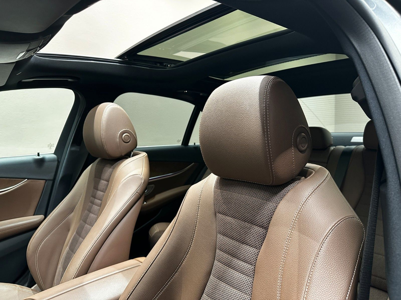 Mercedes-Benz E 300 E300 de AMG Line *1.HAND*BURMESTER*PANO*360°* — photo 9