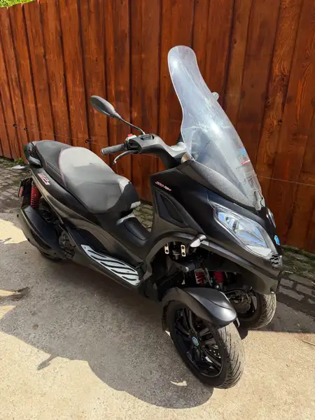 Piaggio MP3 300 - foto 4