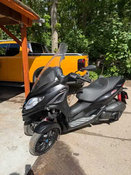 Piaggio MP3 300 - foto 5