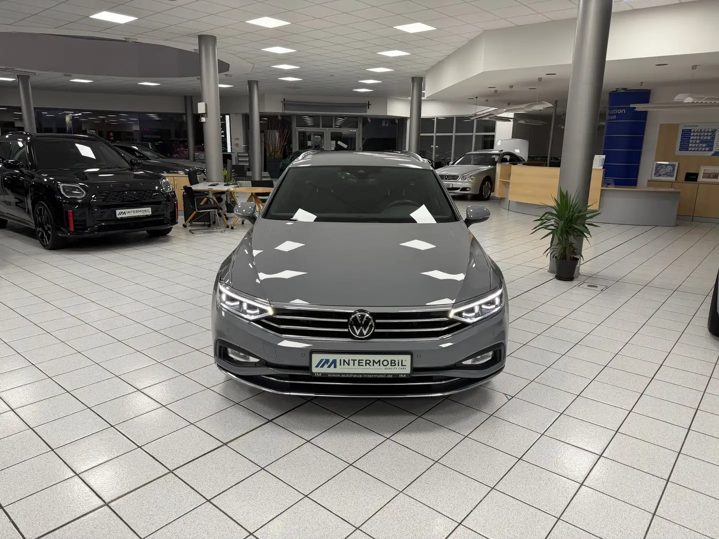 Volkswagen Passat Variant 2.0 TDI Elegance*DSG*Matrix*CAM* Grigio - 2