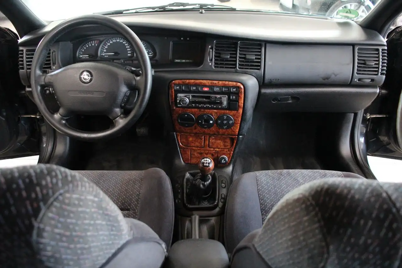 Opel Vectra 2.0 16V *H-Zulassung/Klimaauto./SHZ*, foto 10
