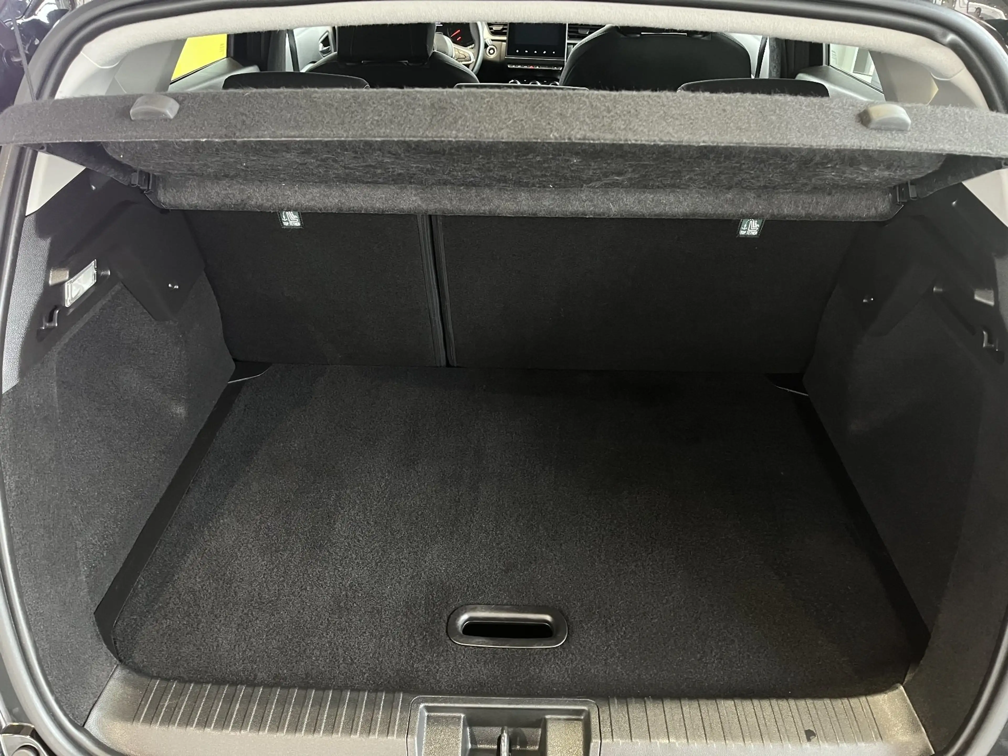 Renault Captur EXPERIENCE TCe 130 — photo 13