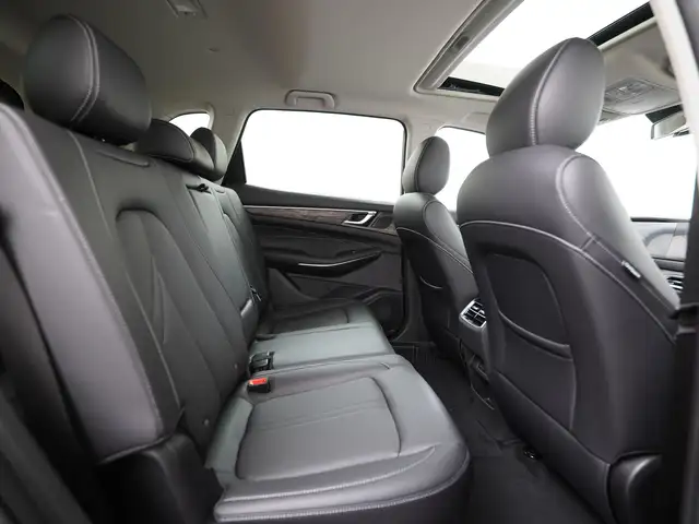 DFSK E5 view 29