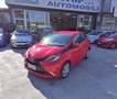 Toyota Aygo 1.0 VVT-i 69cv 5 PORTE X-PLAY Rojo - thumbnail 1