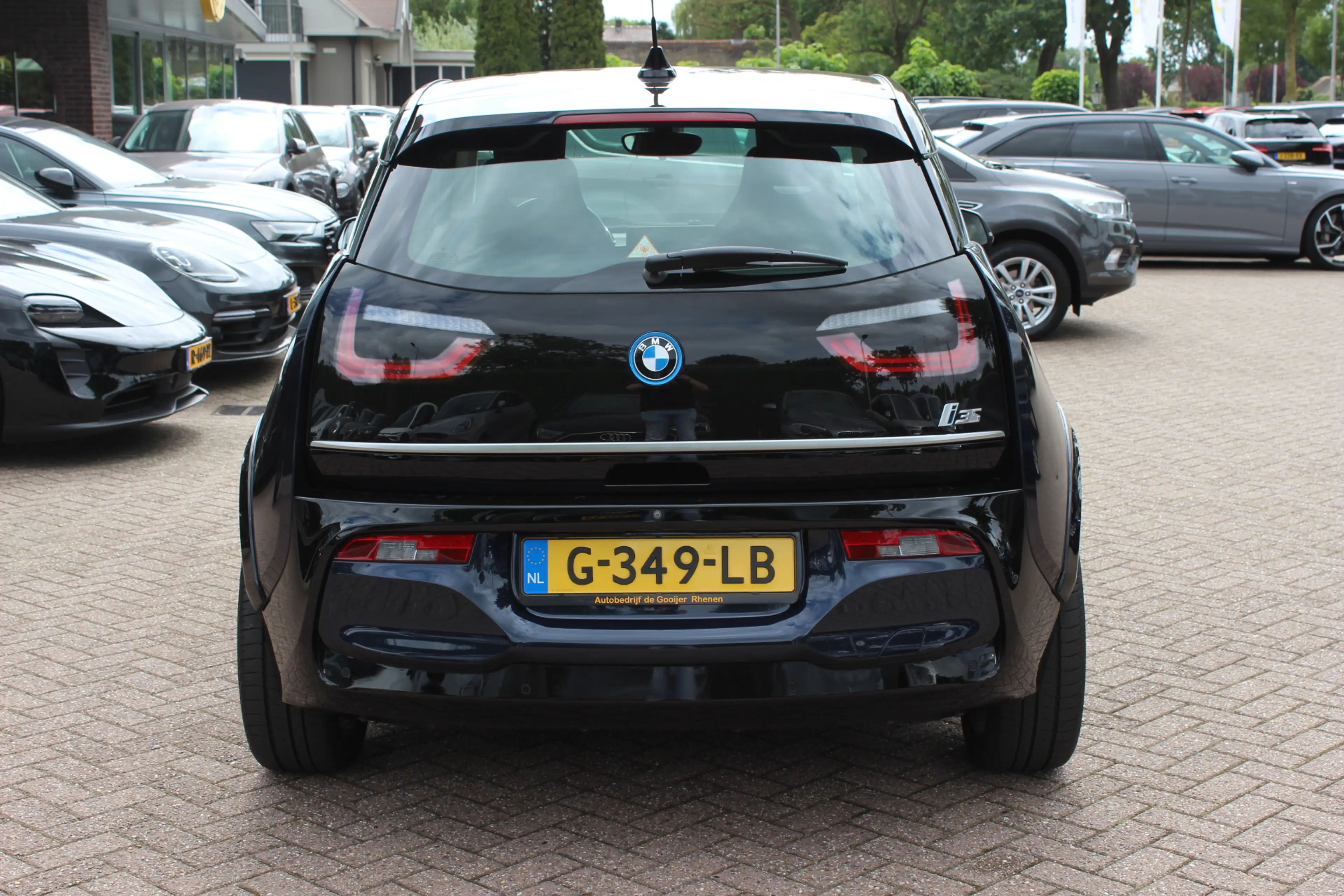 BMW i3 S Executive Edition 120Ah 42 kWh / SoH 89,4% / Cam — photo 15