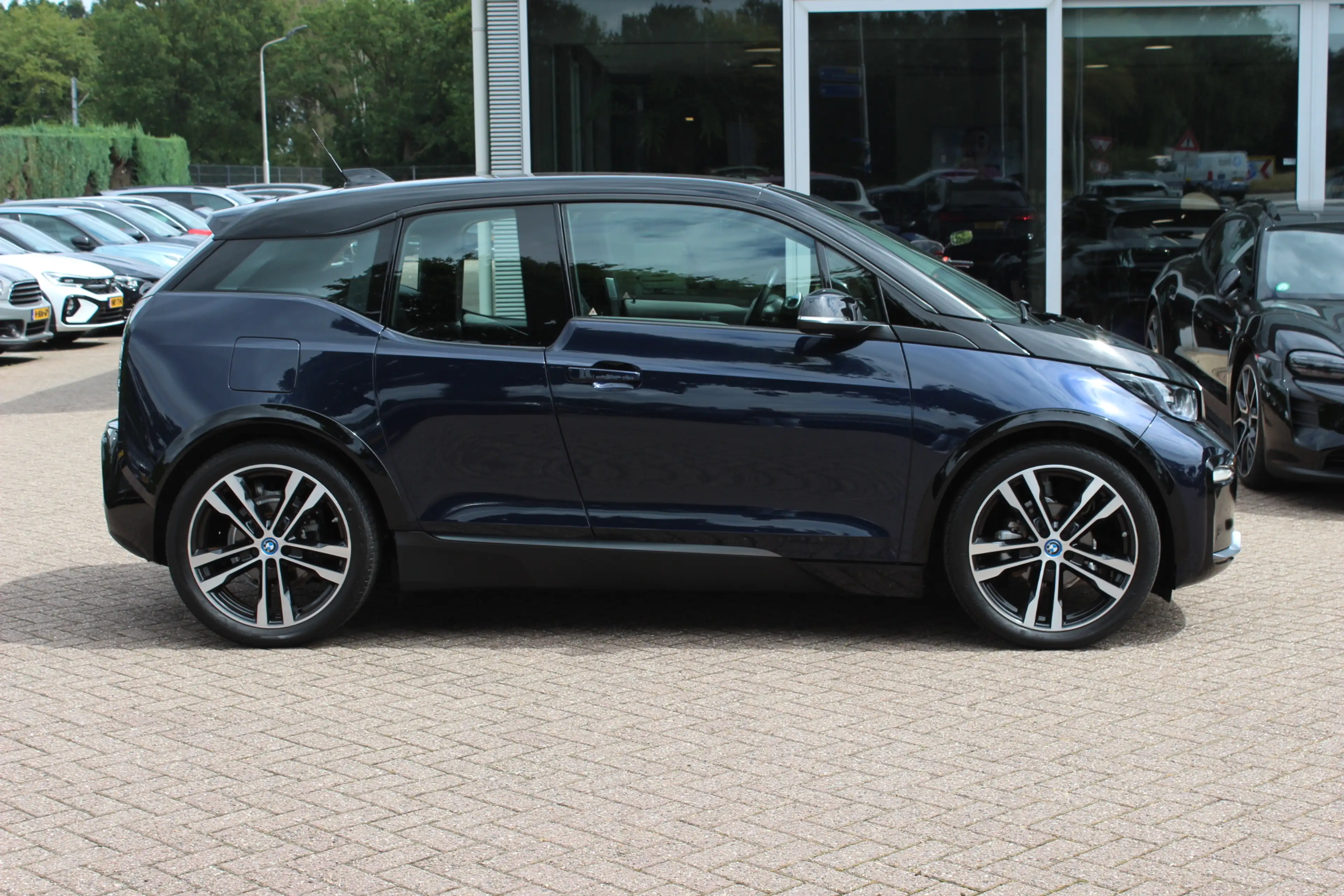 BMW i3 S Executive Edition 120Ah 42 kWh / SoH 89,4% / Cam — photo 6