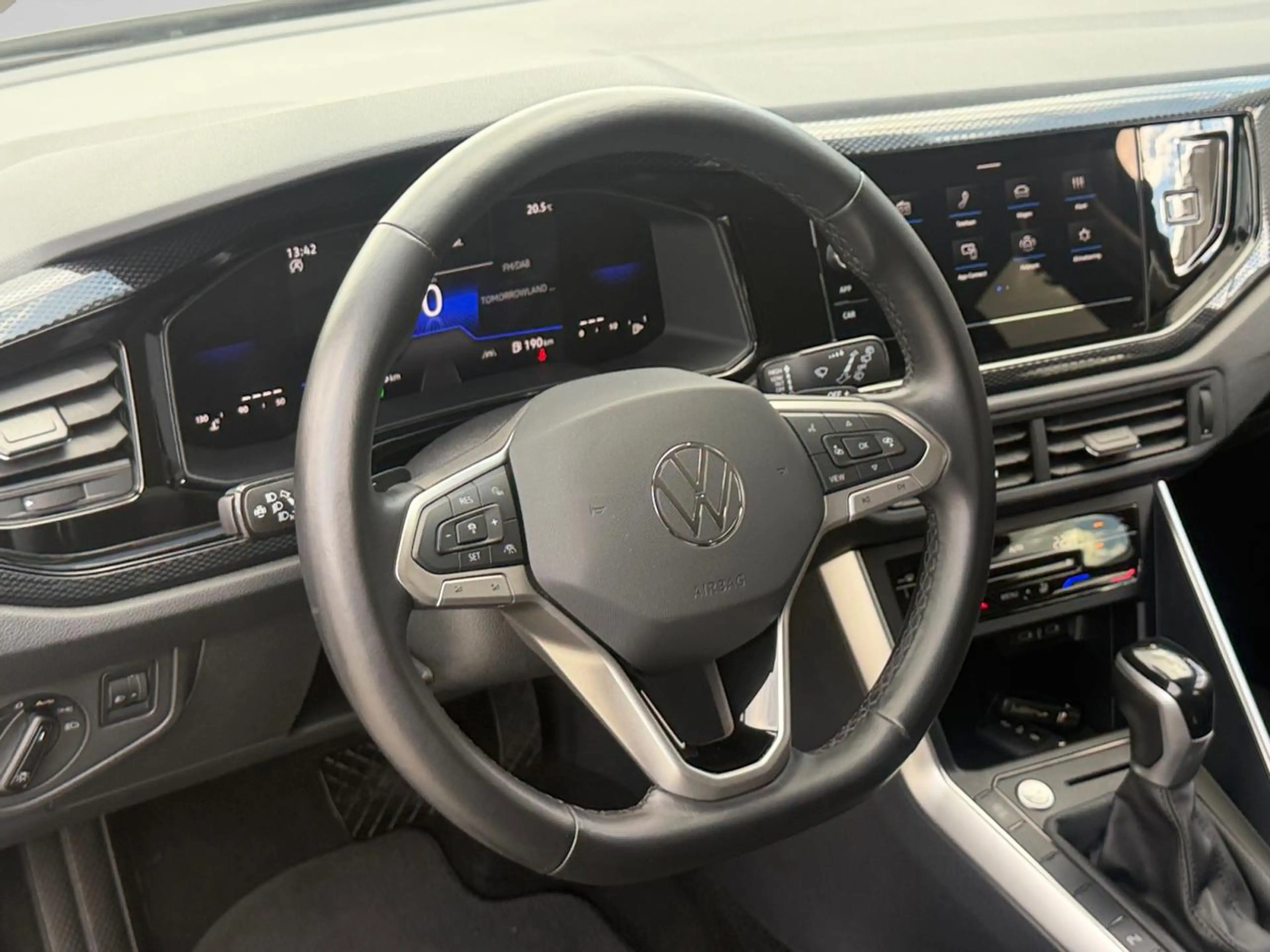 Volkswagen Taigo 1.0 TSI Life AUTOMAAT /// Achteruitrijcamera /// Adaptieve cruise controle /// Lane assist — photo 6