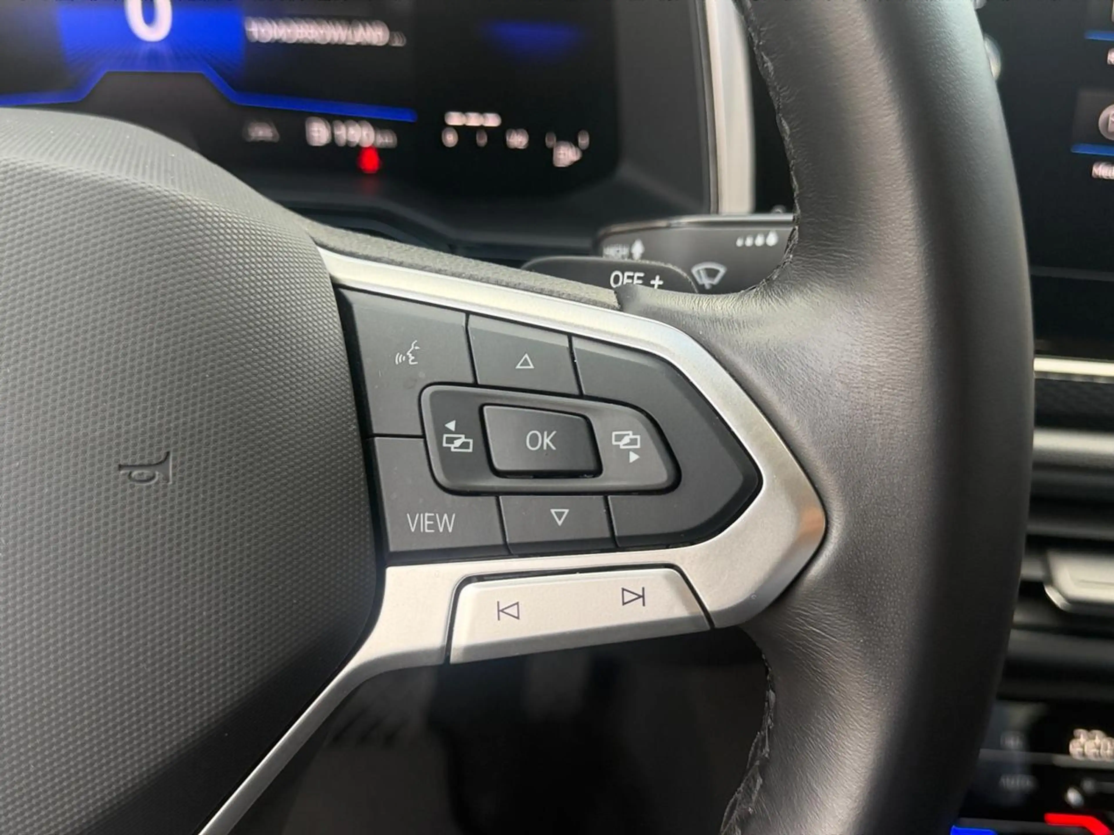 Volkswagen Taigo 1.0 TSI Life AUTOMAAT /// Achteruitrijcamera /// Adaptieve cruise controle /// Lane assist — photo 11