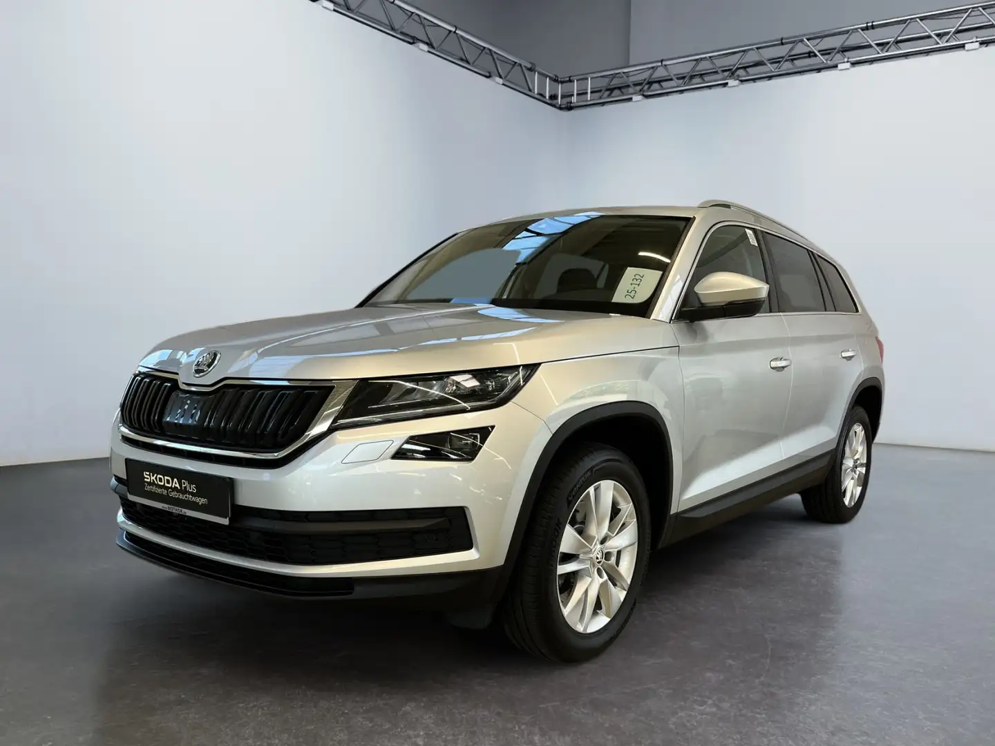 Skoda Kodiaq Style 2.0TDI DSG 4x4 LM Smartlink über USB Silber - 2