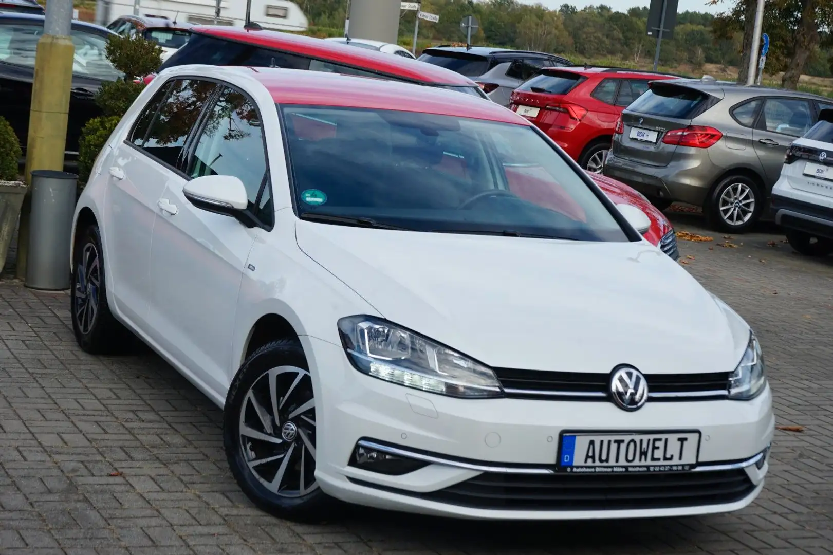 Volkswagen Golf 1.0 TSI DSG Join Weiß - 2