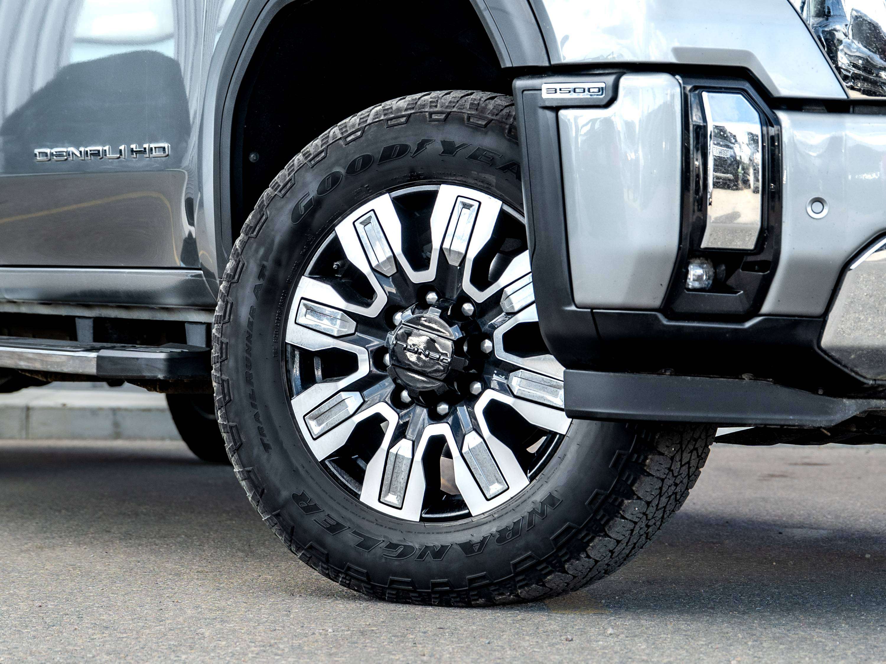 2025 GMC Sierra 3500HD