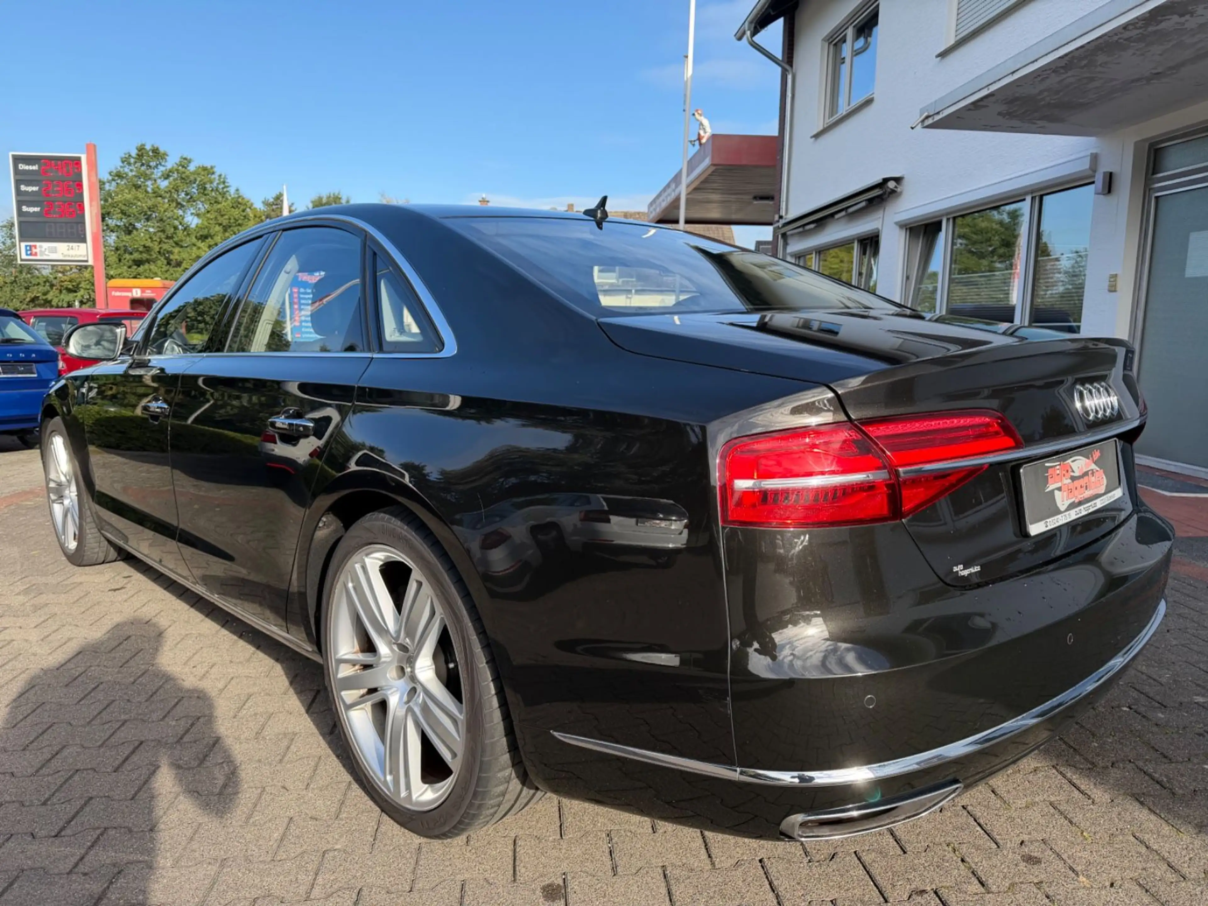 Audi A8 4.2 TDI clean diesel quattro BOSE AHK STHZ — photo 4