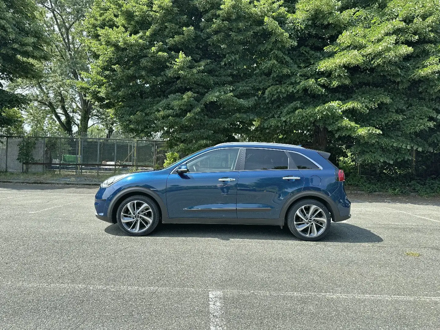 Kia Niro 1.6 HEV GDI Style DCT Blau - 2