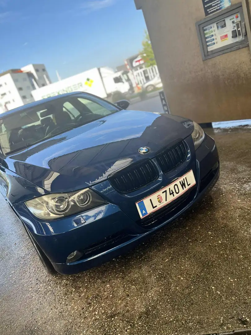 BMW 320 320d E90 N47 Motor - 1