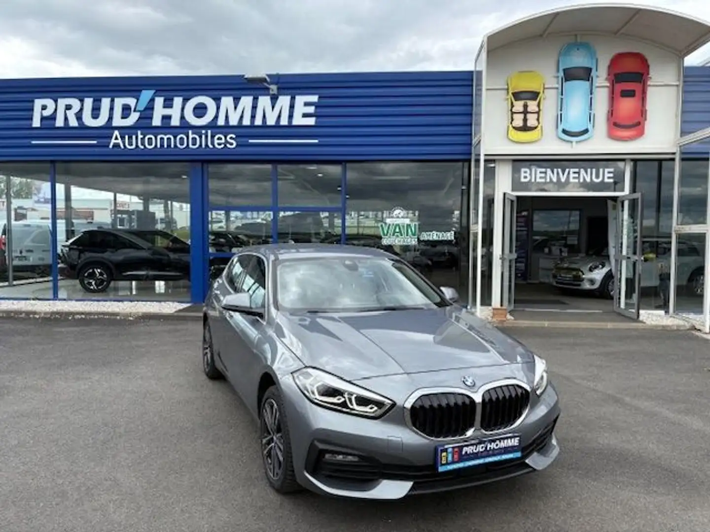 BMW 116 (F40) 116IA 109CH BUSINESS DESIGN DKG7 - 1