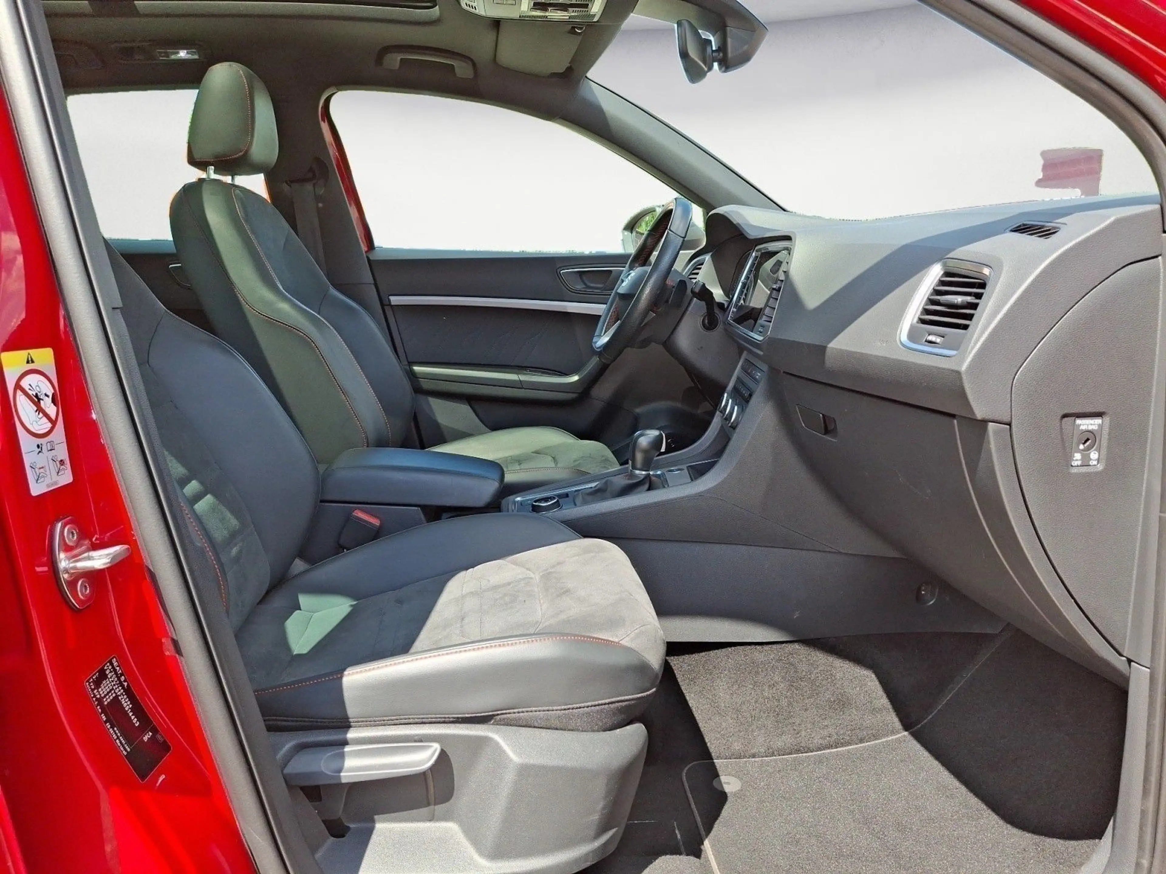 SEAT Ateca 1,5 TSI DSG FR AHK*SHZ*PANO*ACC*NAVI*KAMER — photo 8