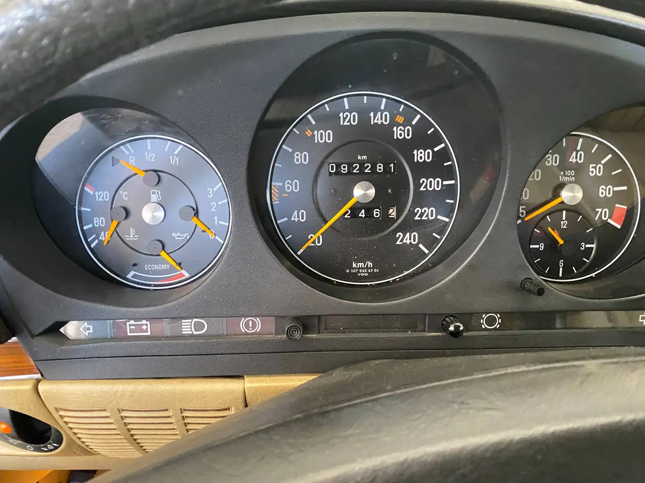 Mercedes-Benz SL 280, foto 7