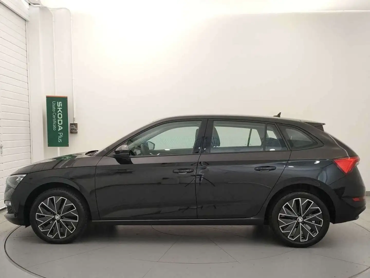 Skoda Scala 1.0 TSI 110 CV Style Nero - 2
