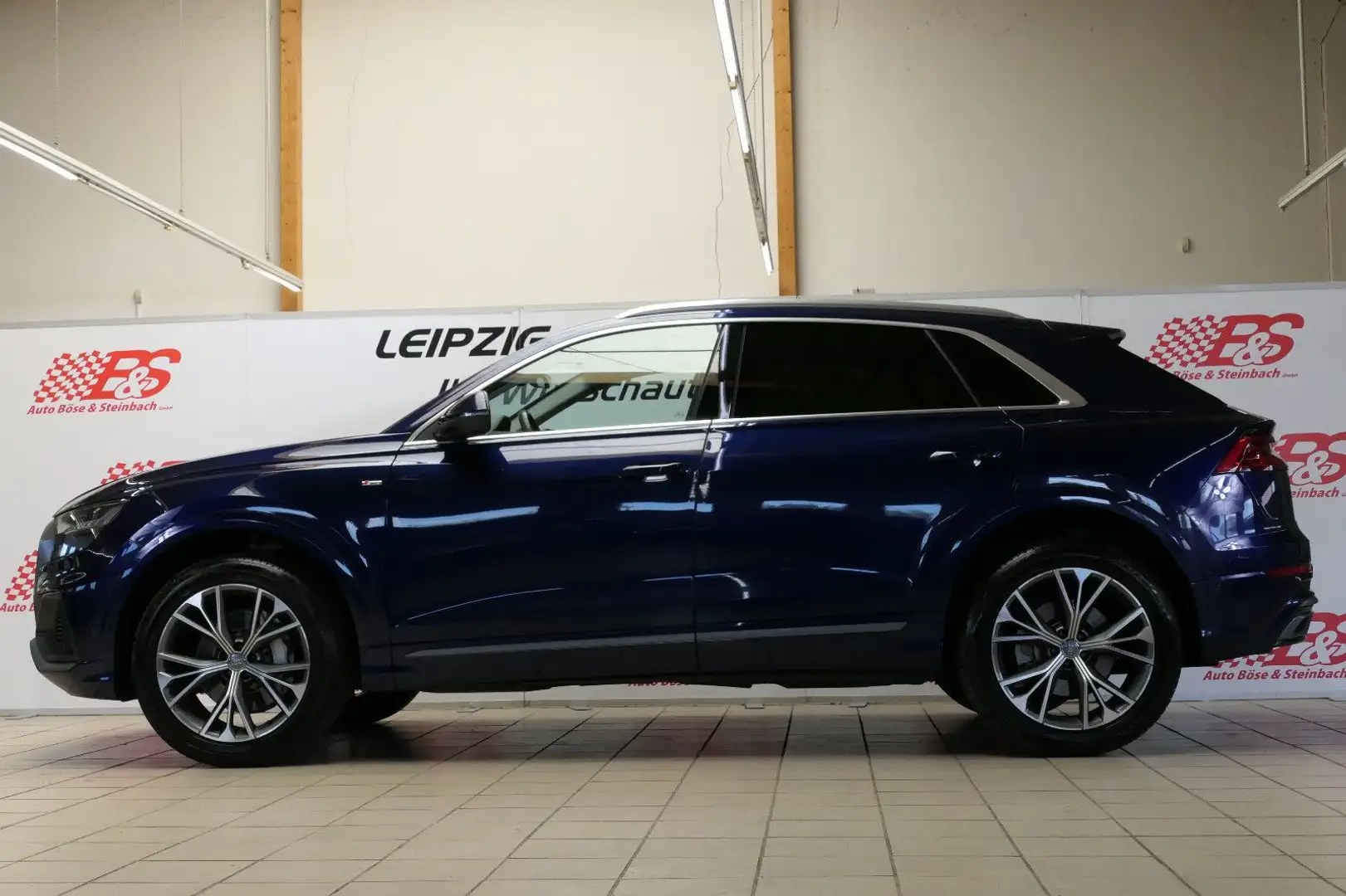 Audi Q8 TDI quattro S-Line*LED-Matrix*Luft*STHZ*AHK* Bleu - 2