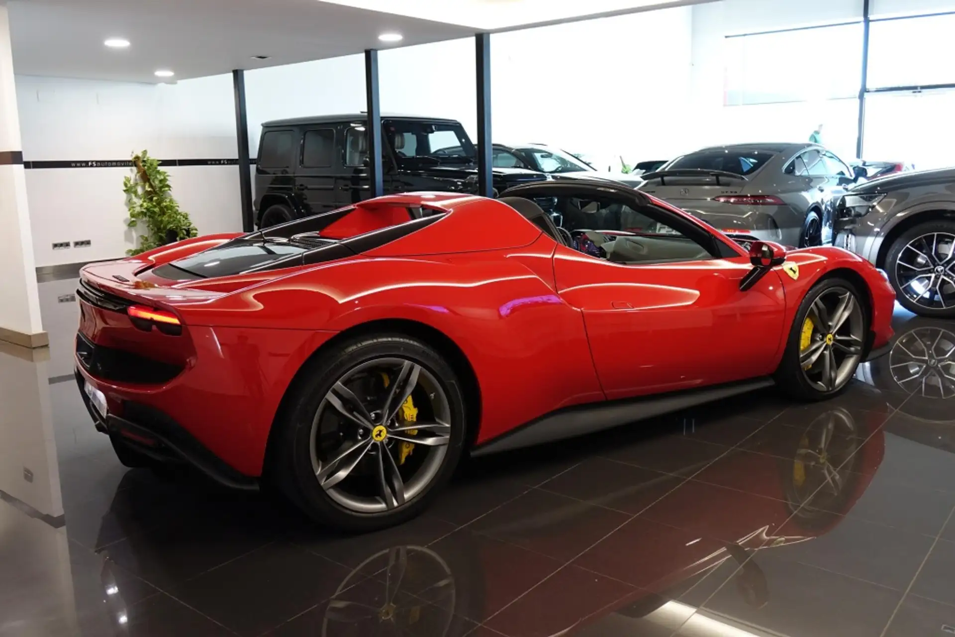 페라리 296 GTS 2025 빨강 사진 5