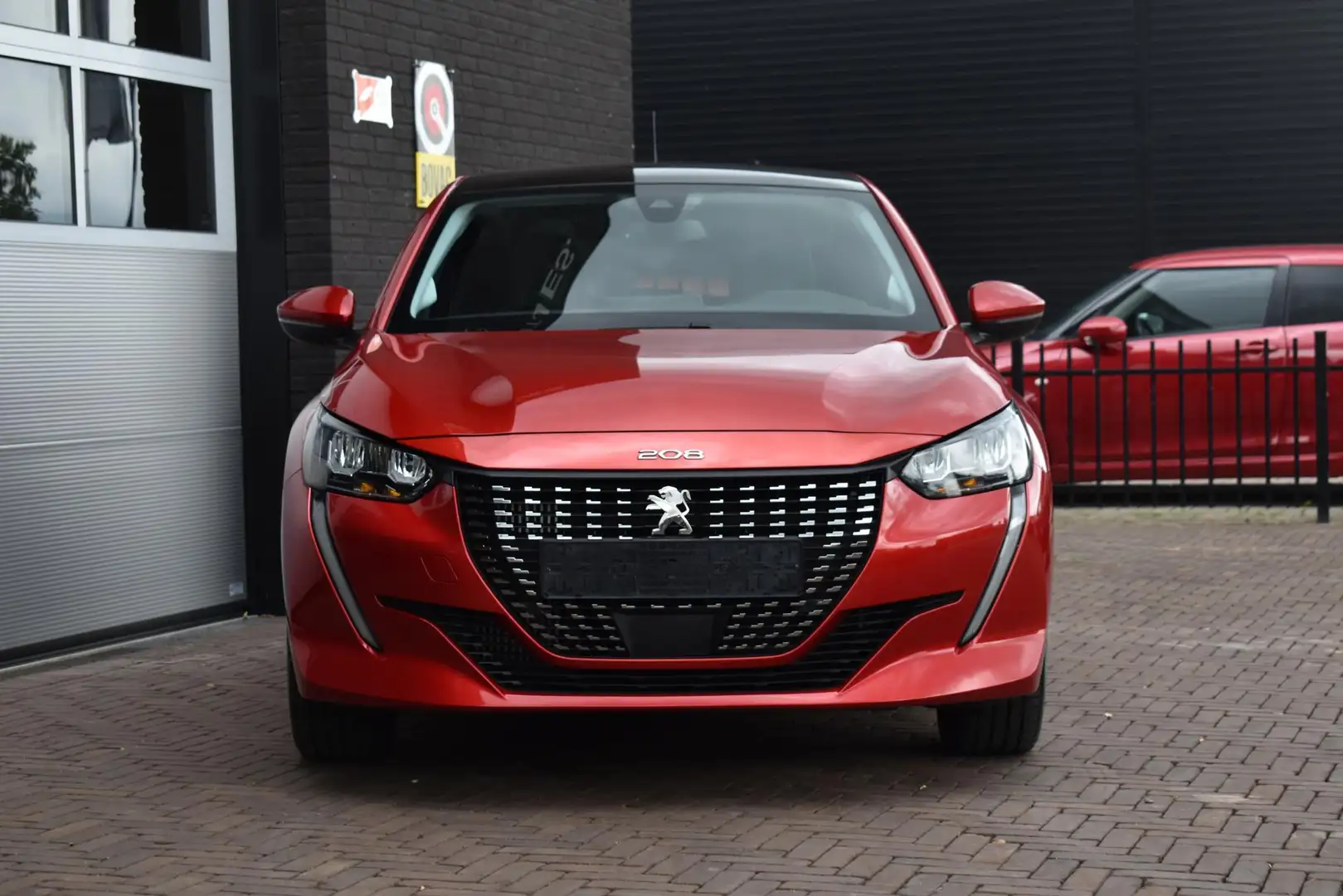 Peugeot 208 1.2 PureTech 100PK Aut. Allure | Panodak | Carplay - 2