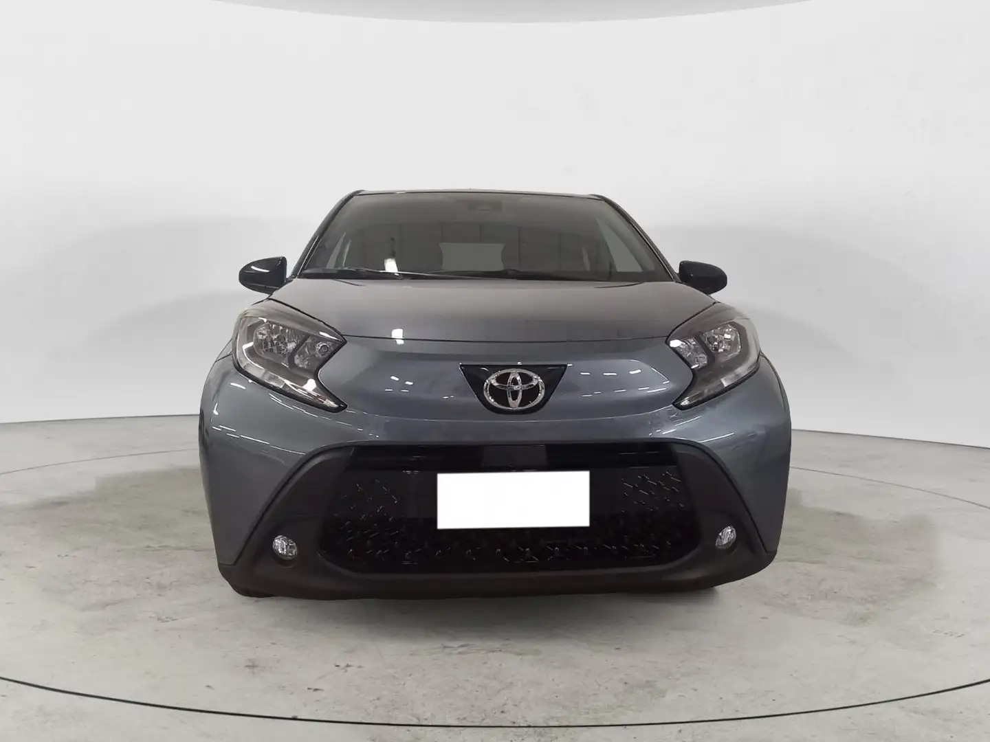 Toyota Aygo X Aygo X 1.0 VVT-i 72 CV 5 porte Trend S-CVT Grigio - 2