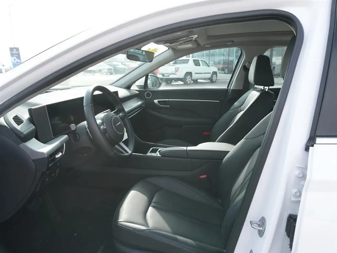 Hyundai SONATA снимка Hyundai SONATA