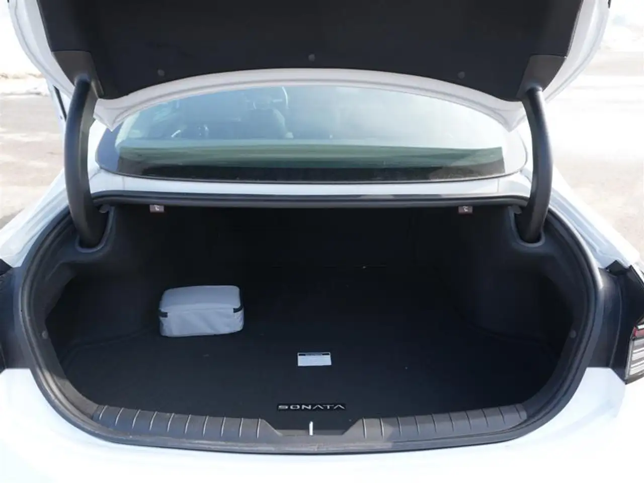 Hyundai SONATA снимка Hyundai SONATA
