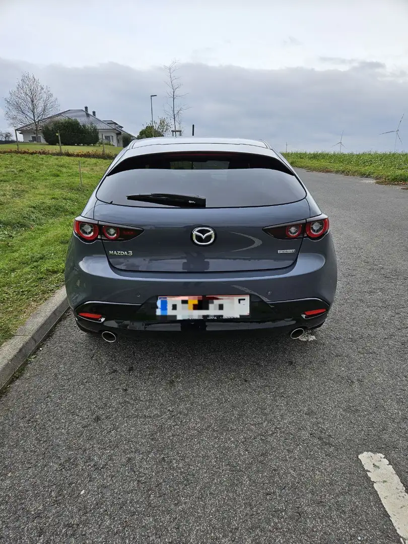 Mazda 3 Mazda 3 e-Skyactiv-X186 Exclusive-Line Aut. + Garantie + 8-fach bereift + Top-Ausstattung Grau - 2