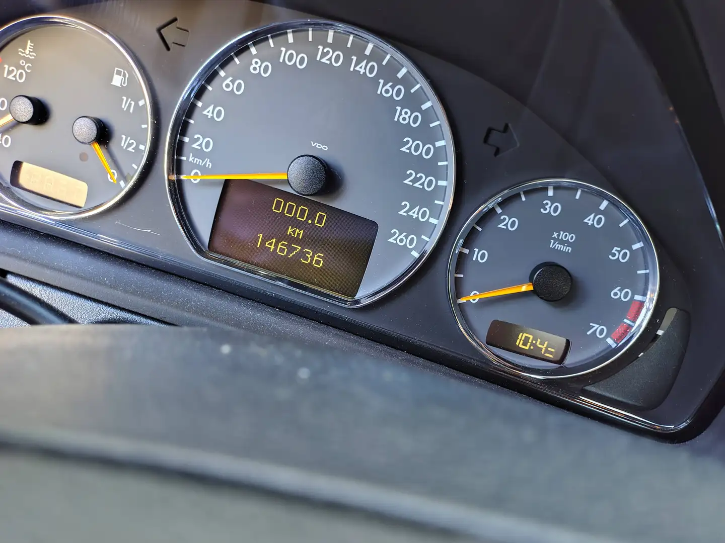 Mercedes-Benz E 200 E 200 Kompressor Avantgarde Schwarz - 2