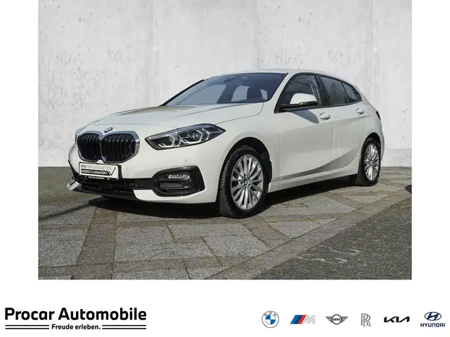 Bmw 118 i NAVI LED PDC V+H DAB Tempomat Sitzheiz. LM