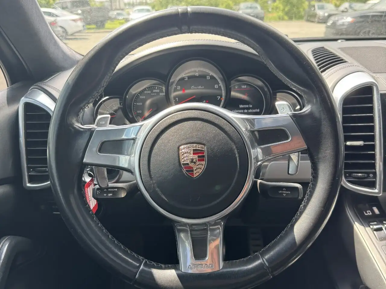 Porsche Cayenne photo Porsche Cayenne