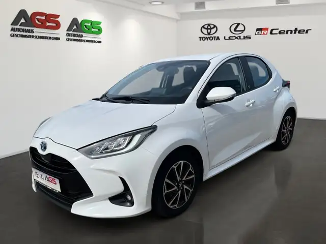 Toyota Yaris Hybrid Team Deutschland