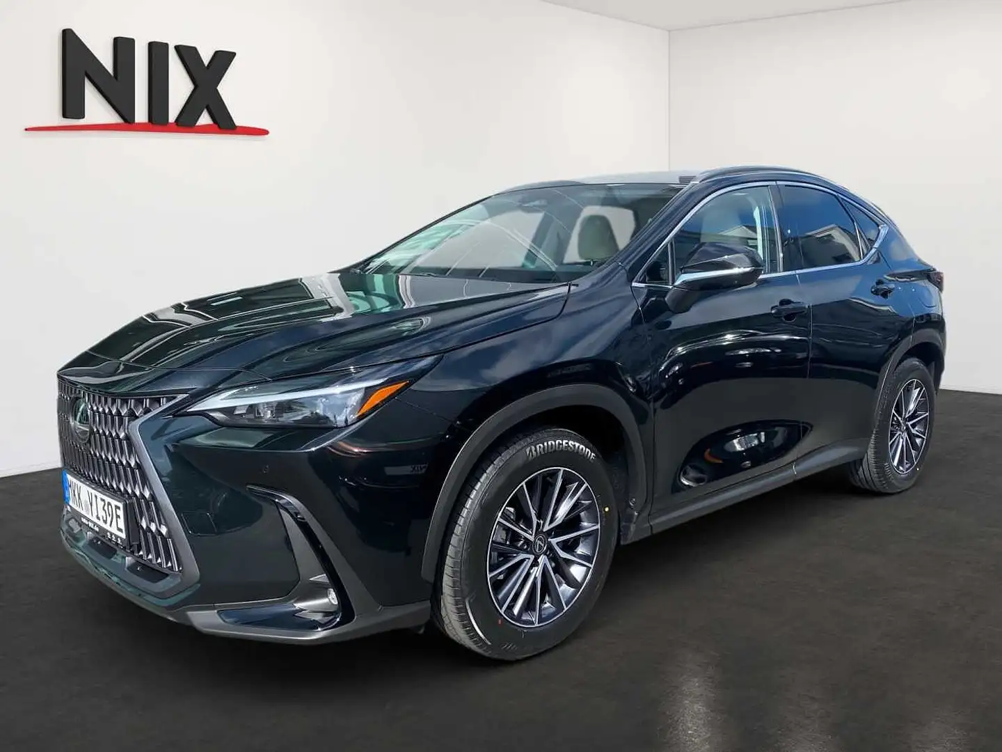 Lexus NX 450h+ 2.5 Plug-In Hybrid  Business Line Schwarz - 1