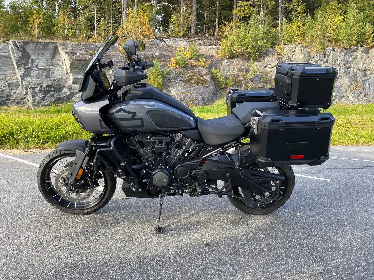 Harley-Davidson Pan America Schwarz - 2