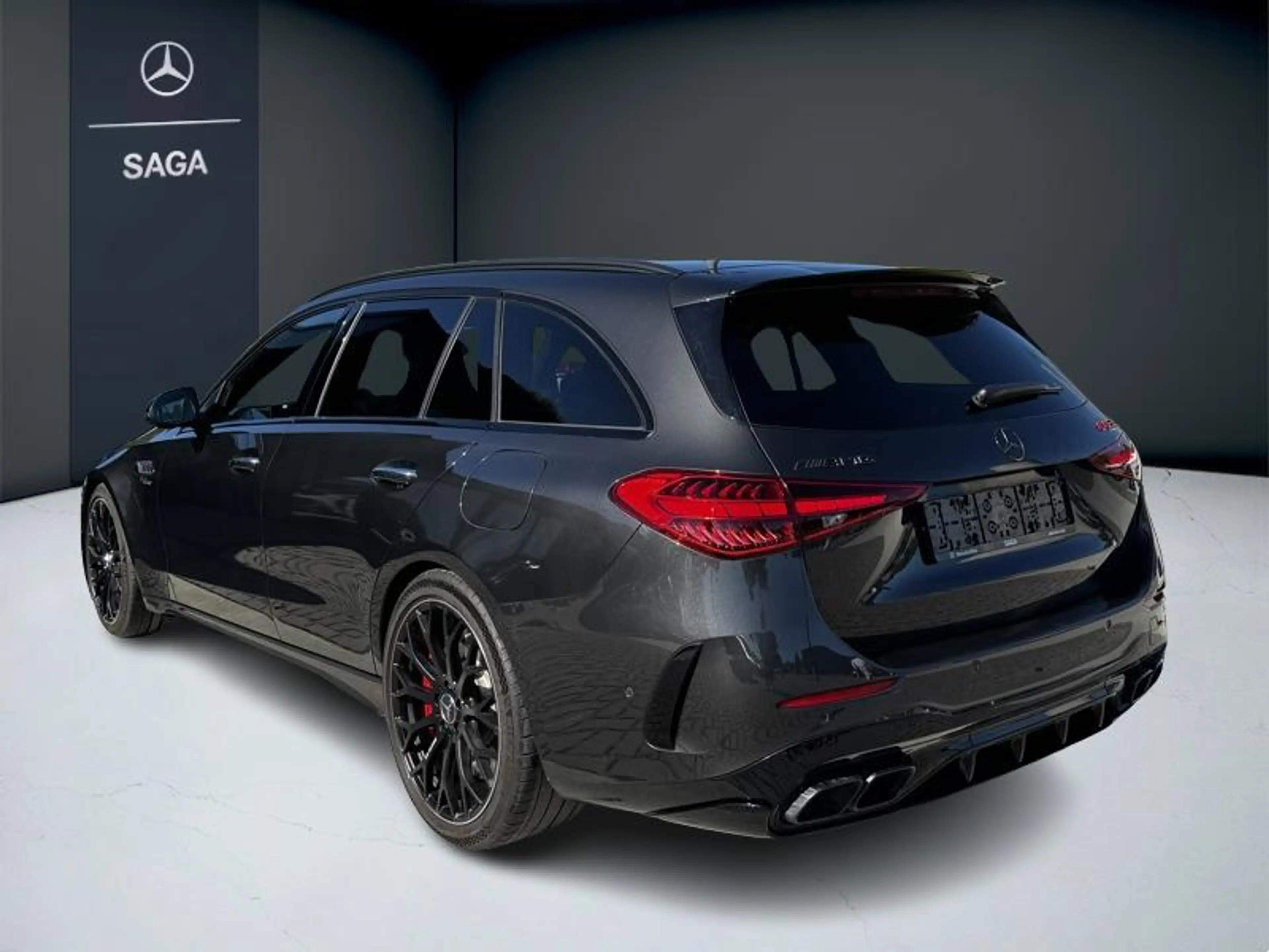 Mercedes-Benz C 63 AMG se Performance Break sièges perf. — photo 6
