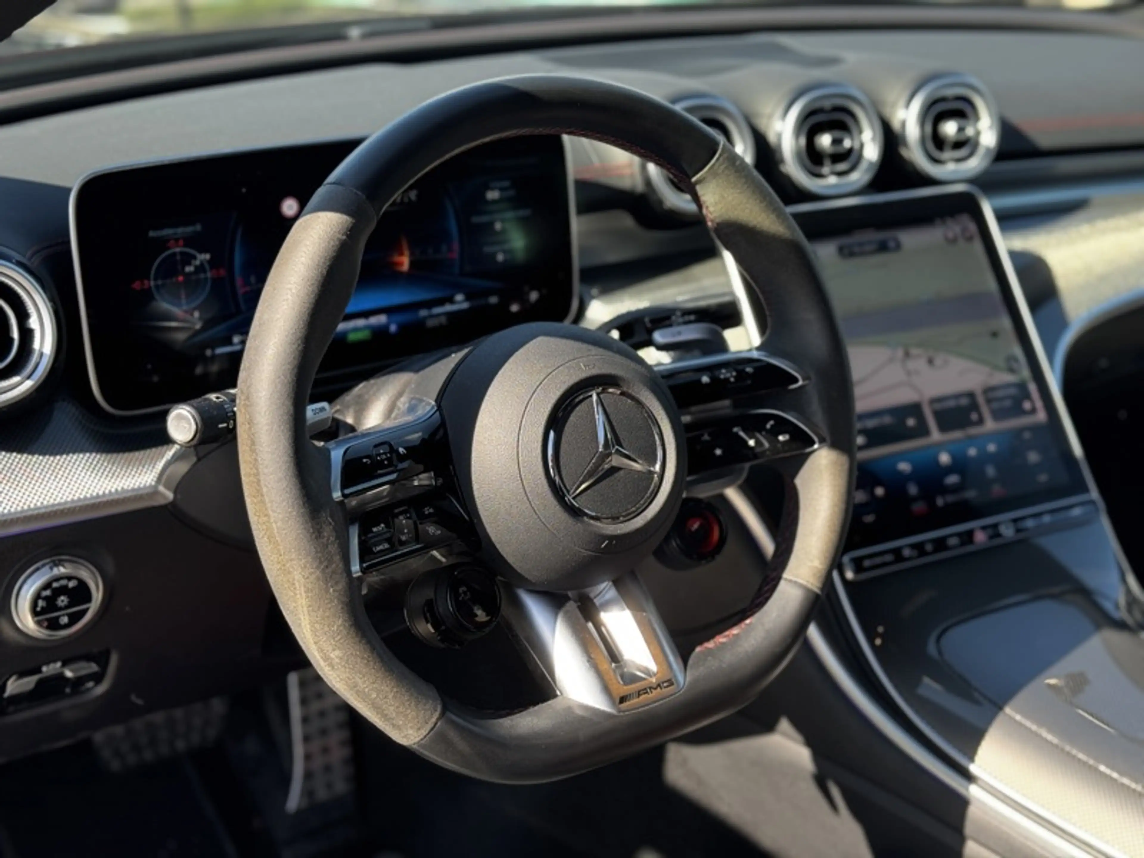 Mercedes-Benz C 63 AMG se Performance Break sièges perf. — photo 15