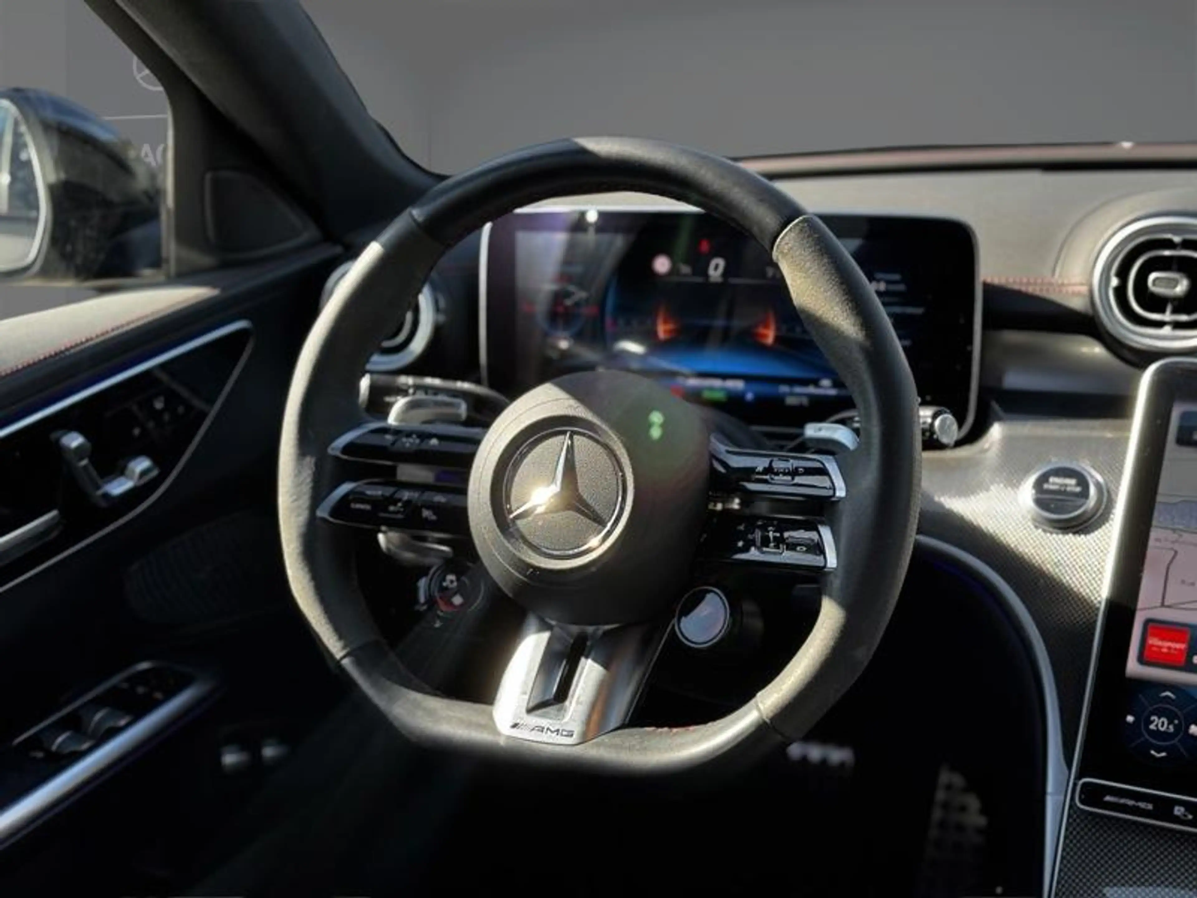 Mercedes-Benz C 63 AMG se Performance Break sièges perf. — photo 13